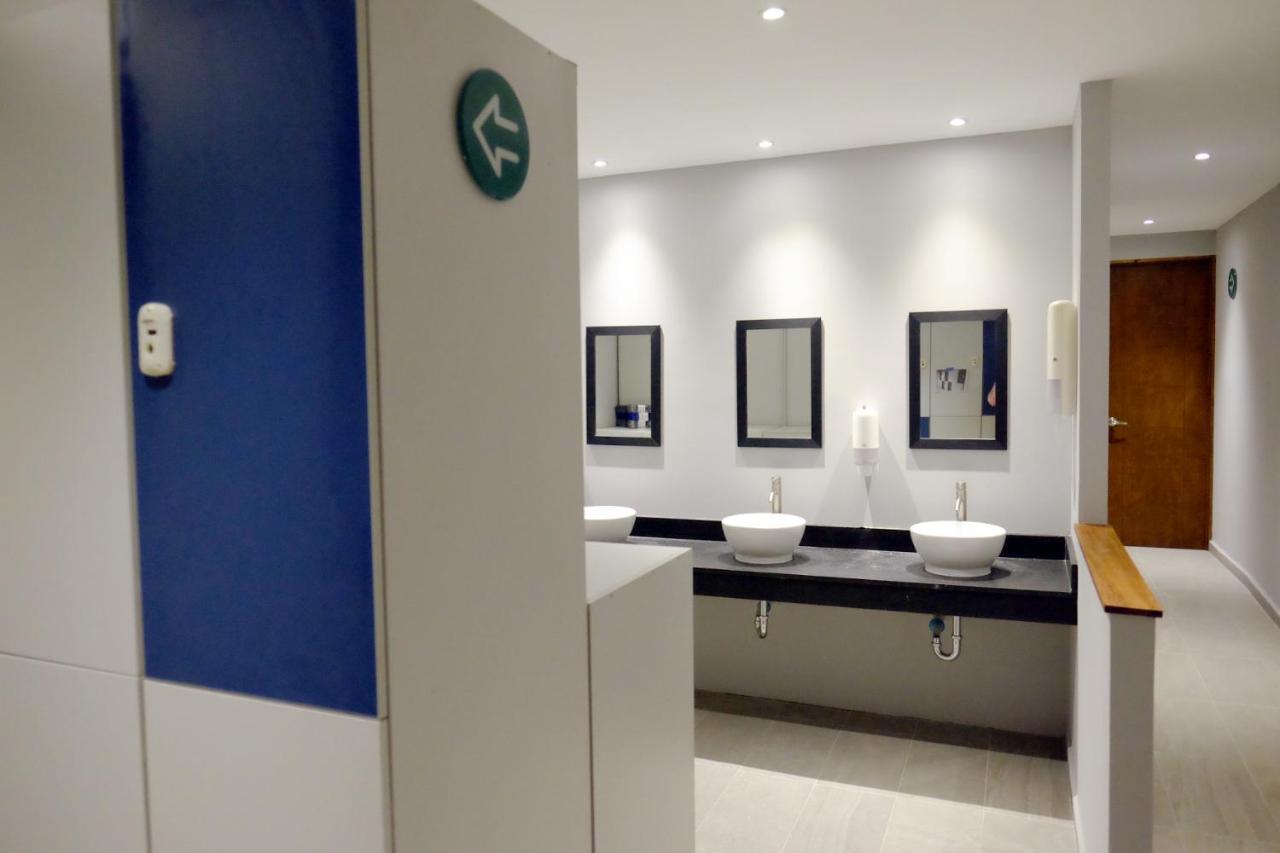 Izzzleep Aeropuerto Terminal 2 Hotel Mexico City Ngoại thất bức ảnh